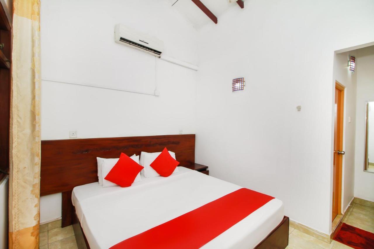 Airport Green View Resort Andiambalama Exterior foto